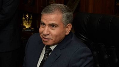 وزير التموين يتفقد مصانع الزيوت والمجمعات بالإسكندرية 