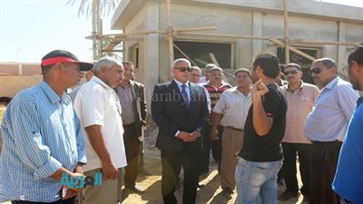 بالصور.. محافظ السويس يتابع الانشاءات بمحطة مياه غرب النفق
