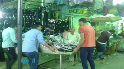 بالصور.. حملة مكبرة لإزالة الإشغالات بحي جنوب الجيزة 