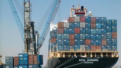 اليوم.. وصول 5 آلاف طن بوتاجاز و 15 5 راكبًا للسويس ونويبع