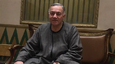 محمد حلمي: بدء رصف طريق 