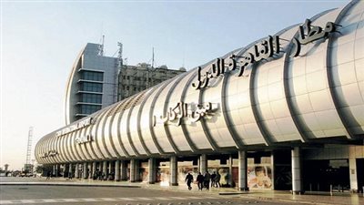 سلطات المطار تسمح لوائل جسار بالسفر بعد التحفظ على 40 ألف دولار