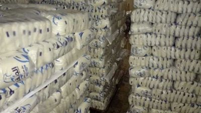 مدير امن السويس يبيع كيلو السكر  بـ 