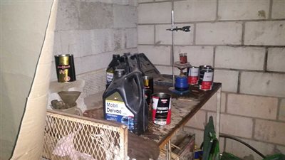 ضبط مصانع لإنتاج زيوت سيارات 