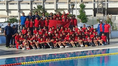 النادى الأهلى يُنظم بطولة تنشيطية لبراعم السباحة