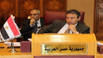 السفير المصري يناشد المواطنين بالأردن تجديد تصاريح أقامتهم