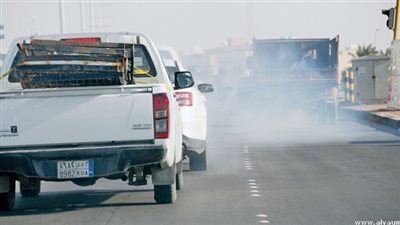 ضبط 64 سيارة مخالفة لشروط البيئة خلال حملة بمحاور القاهرة