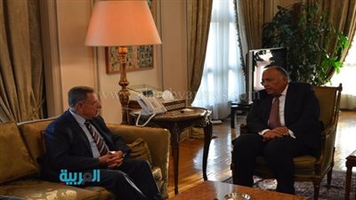 وزير الخارجية يستقبل رئيس وزراء لبنان الأسبق فؤاد السنيورة