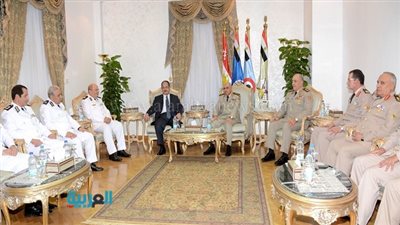 وزير الداخلية يقدم التهنئة للفريق صدقي صبحي بمناسبة ذكرى أكتوبر
