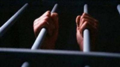 الحبس شهر لطفل بتهمة لصق منشورات ضد إتفاقية 