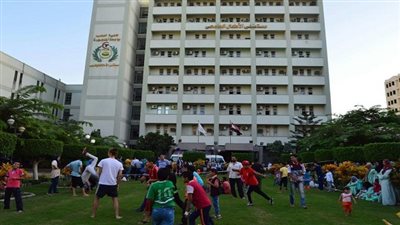 بالصور.. مستشفى الأطفال بجامعة المنصورة تستضيف السيرك الألماني