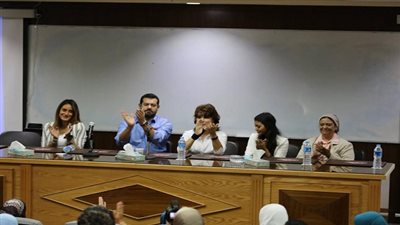 بالصور.. تكريم نجوم 