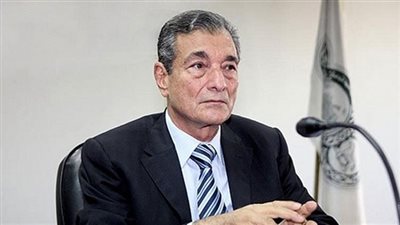 رئيس جامعة عين شمس ناعيًا 