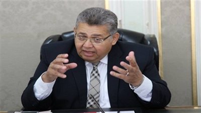 وزير التعليم العالي خلال تكريم مخترع علاج للسرطان: ندعم المبتكرين