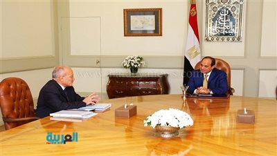 السيسي يجتمع مع وزير الدولة للإنتاج الحربي