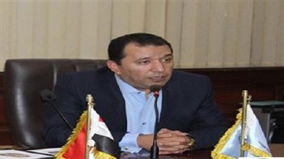 محافظ الأقصر يستعرض موقف مشروعات مياه الشرب والصرف الصحي