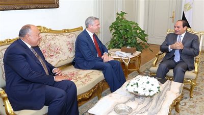 السيسي يستقبل المفوض السامي للأمم المتحدة لشئون اللاجئين