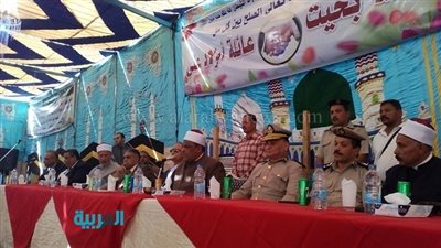 لجنة المصالحات بالأزهر تنهي خصومة ثأرية بين عائلتين بسوهاج.. 