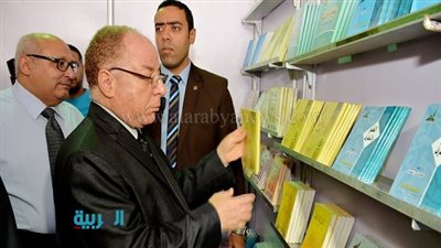 وزير الثقافة يفتتح معرض الكتاب بجامعة عين شمس