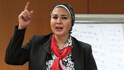 زينب سالم تقدم طلب إحاطة حول أزمة طريق الحسينية بالشرقية