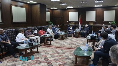 مفتي الجمهورية لوفد مجلس الشيوخ الفرنسي: دار الإفتاء بذلت الكثير من الجهود في مواجهة الفكر المتطرف.. لا يمكن وصف الإسلام بالإرهاب.. والعمليات الإرهابية تكون دائمًا تحت مظلة فتاوى منحرفة