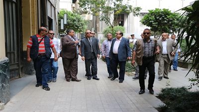 محافظ القاهرة يوجه بتركيب كاميرات أمام كافة المحلات 