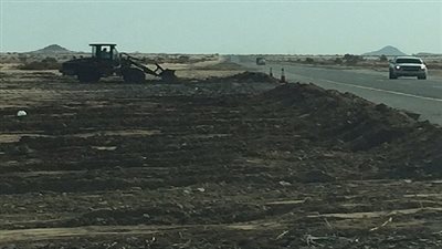 استمرار جهود مواجهة آثار السيول بطريق 