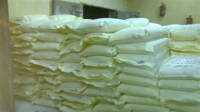 ضبط 26 طن دقيق مدعم داخل مخبز بقنا