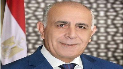 مدير أمن المنيا يتفقد المناطق المضارة من السيول