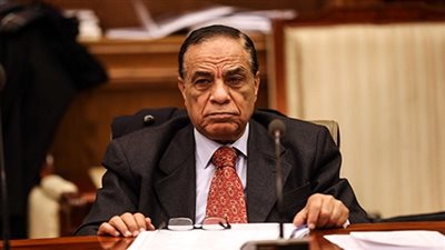 أعضاء البرلمان يسحبون الثقة من الحكومة للفشل المتكرر