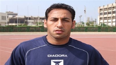 المصري يعيد رمزى صالح امام الزمالك 