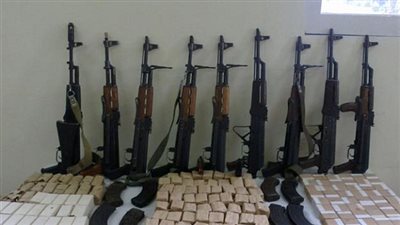 ضبط 12 قطعة سلاح و600 ألف طلقة داخل مخزن للجماعات الإرهابية بالفيوم