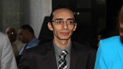 محمد عبدالعزيز: لجنة العفو الرئاسي لم تفصح عن أسماء