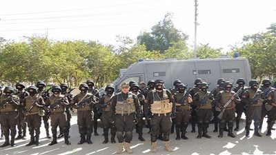 أجهزة الأمن تسيطر على الميادين العامة ومحيط المنشآت الحيوية