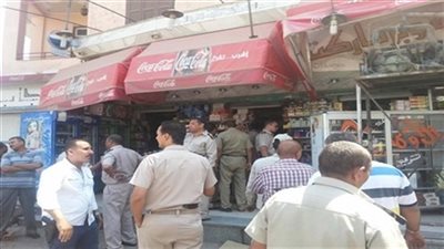 ضبط 3 مصانع تنتج مواد غذائية فاسدة في أبو النمرس