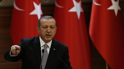 أردوغان يحذر الناتو من منح الانقلابيين حق اللجوء السياسي