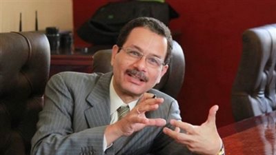 أحمد درويش: تأثير تعويم الجنيه على ممر قناة السويس غير مباشر