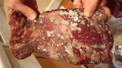 ضبط 650 كيلو لحوم و156 كيلو أسماك فاسدة بالمنوفية