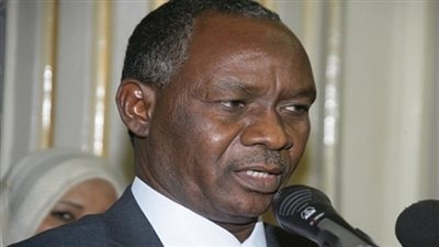 وزير العدل السودانى يغادر القاهرة بعد حضوره مؤتمر الوزراء العرب