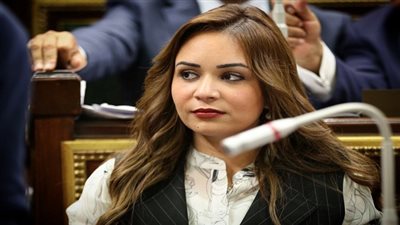 نائبة بورسعيد تتقدم ببيان عاجل موجه إلى رئيس الوزراء