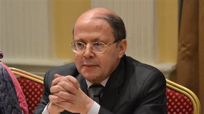 تغريم عبد الحليم قنديل وصحفي بصوت الأمة 30 ألف جنيه بتهمة سب وقذف