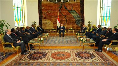 السيسي يستقبل وزراء المياه والري لعدد من دول حوض النيل
