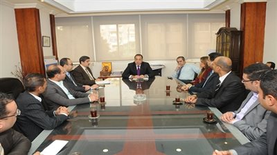 مدبولى: نهدف لإعداد كوادر وجيل جديد من الشباب يتحمل المسئولية ويشارك فى صنع القرار