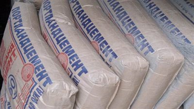 سرقه 880 شيكارة مادة خام للبلاستيك من مصنع بالعبور