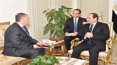 السيسي يستقبل رئيس كبرى شركات النفط الروسية روس نفط