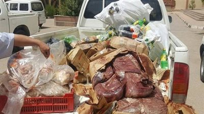 ضبط لحوم دجاج وكبدة فاسدة في سوبر ماركت مشهور بالنزهة
