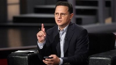 شريف عامر: علبة السجائر المستوردة تباع بـ36 جنيهًا