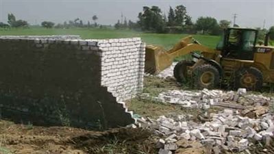 إزالة تعدٍ على 26 فدانا زراعيا بالفتح في أسيوط