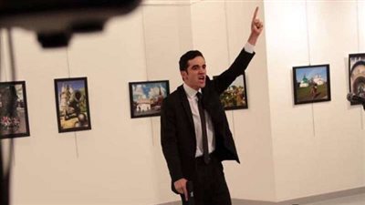 شرطة تركيا تعثر على كتب القاعدة وسجلات إرهابية فى منزل قاتل سفير روسيا