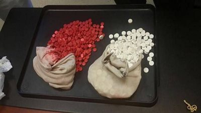 إحباط تهريب 25000 قرص مخدر بمطار شرم الشيخ الدولي